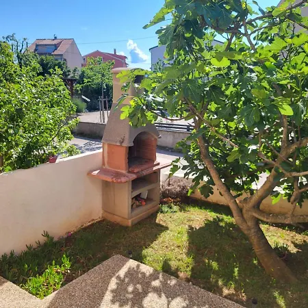 Apartment Luna Malinska Exterior photo