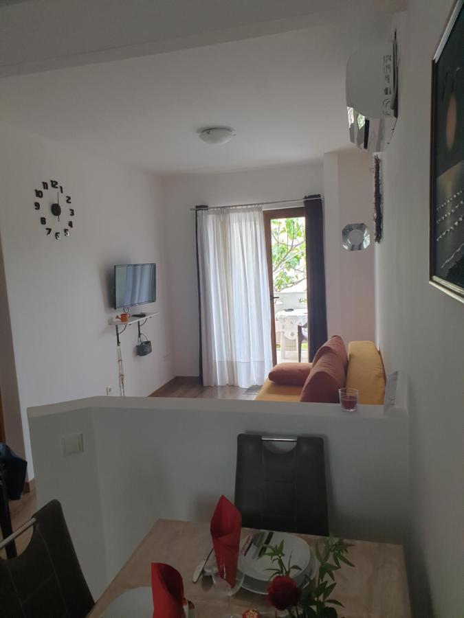 Luna Apartment *